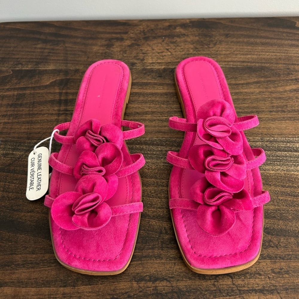 Women’s Pink Floral Strap Sandals